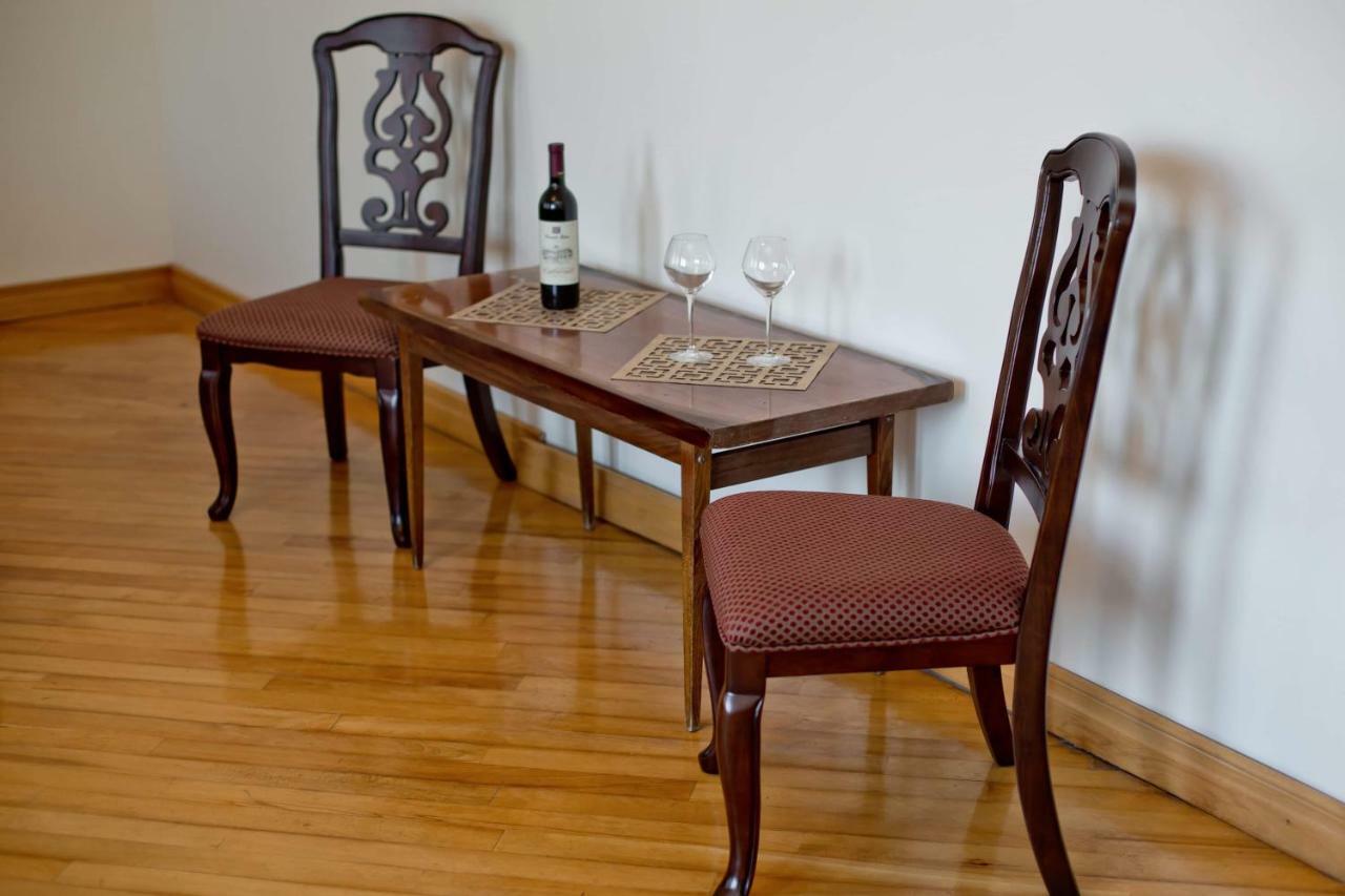 Apartment On Gorgiladze 25 Batumi Kültér fotó