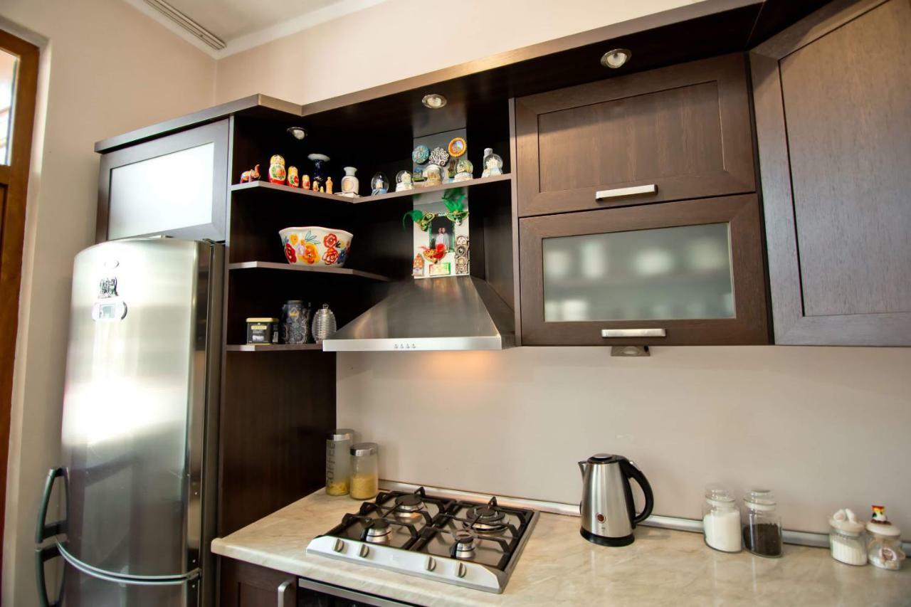 Apartment On Gorgiladze 25 Batumi Kültér fotó