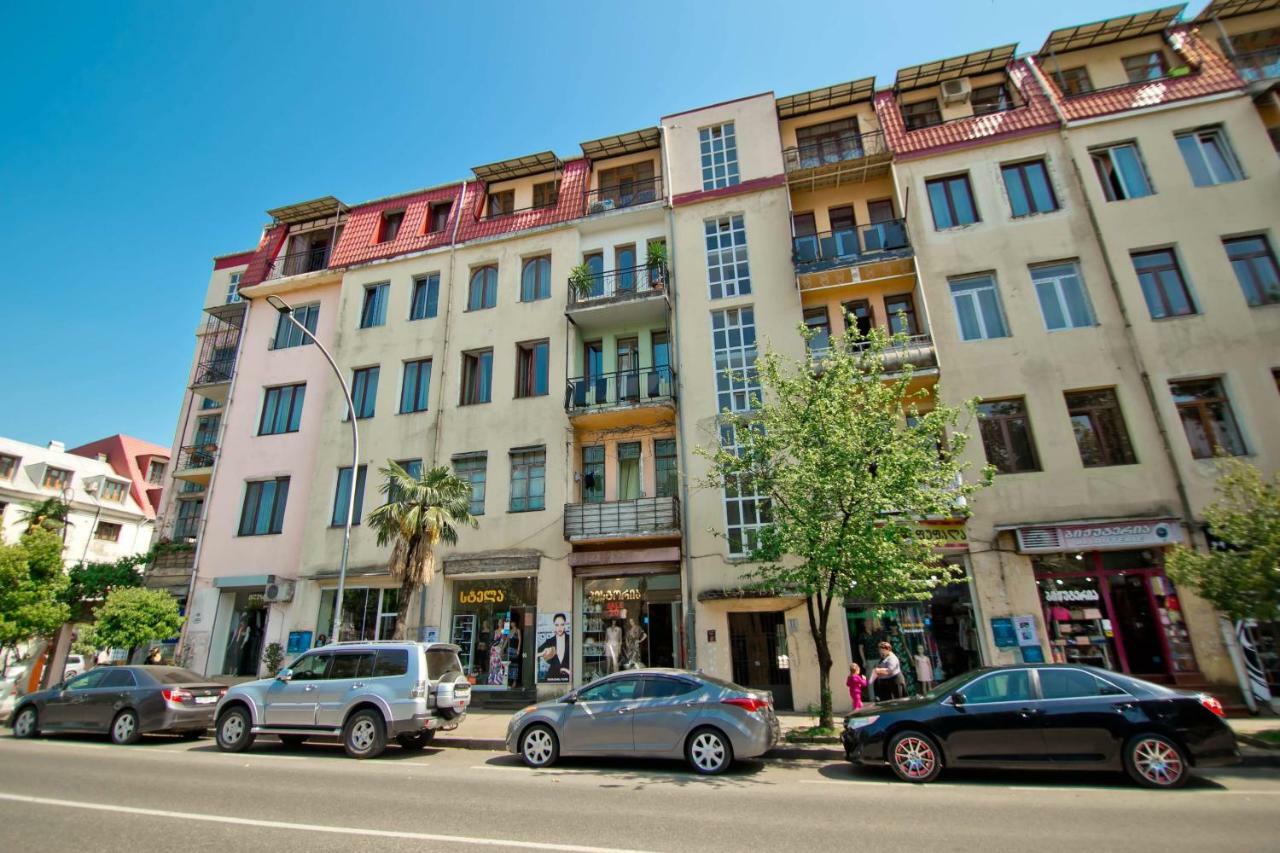 Apartment On Gorgiladze 25 Batumi Kültér fotó